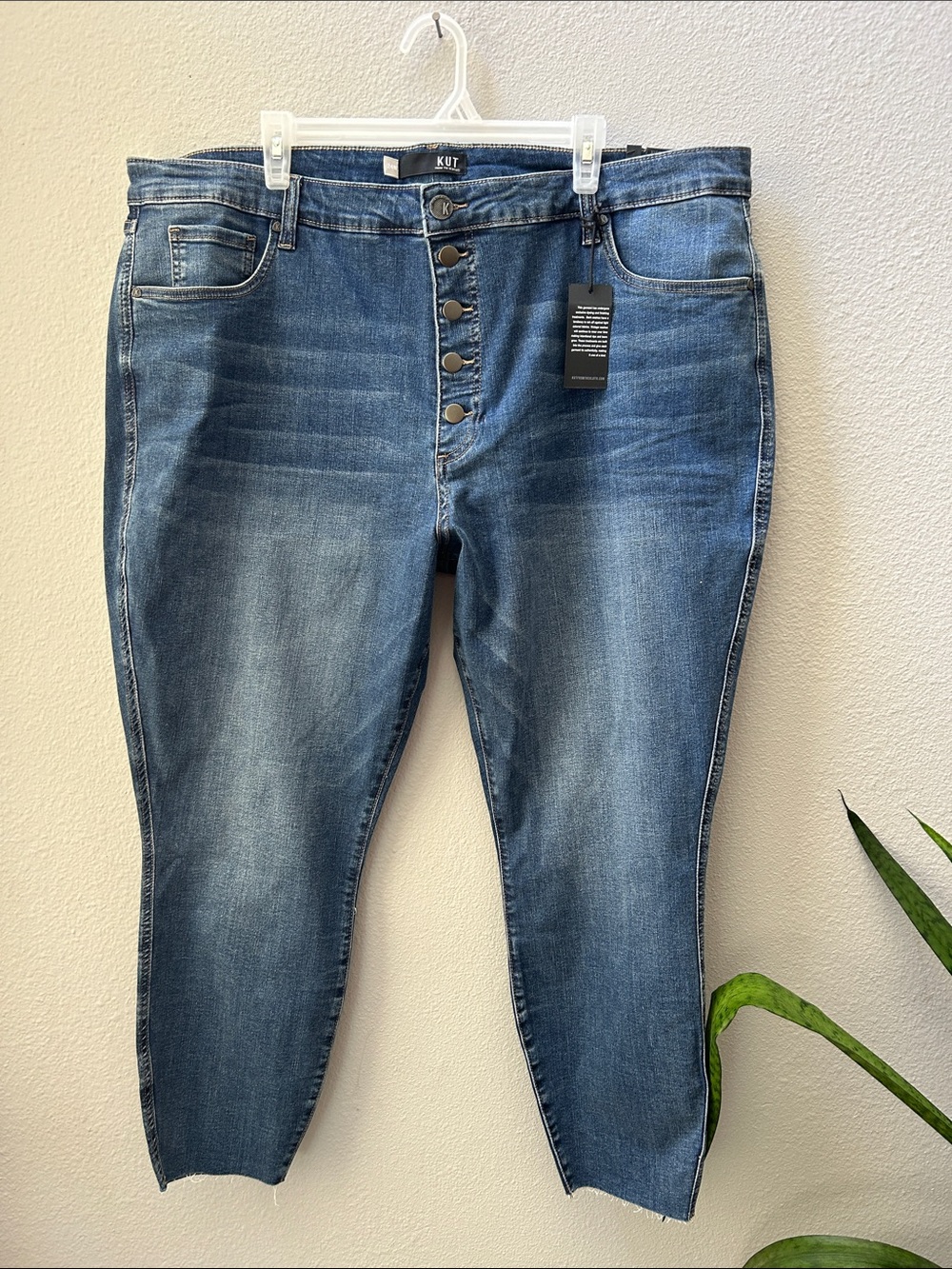 NWT Kut from the Kloth “Donna AB Ankle Skinny”High-Rise Button-Fly Jeans 24W